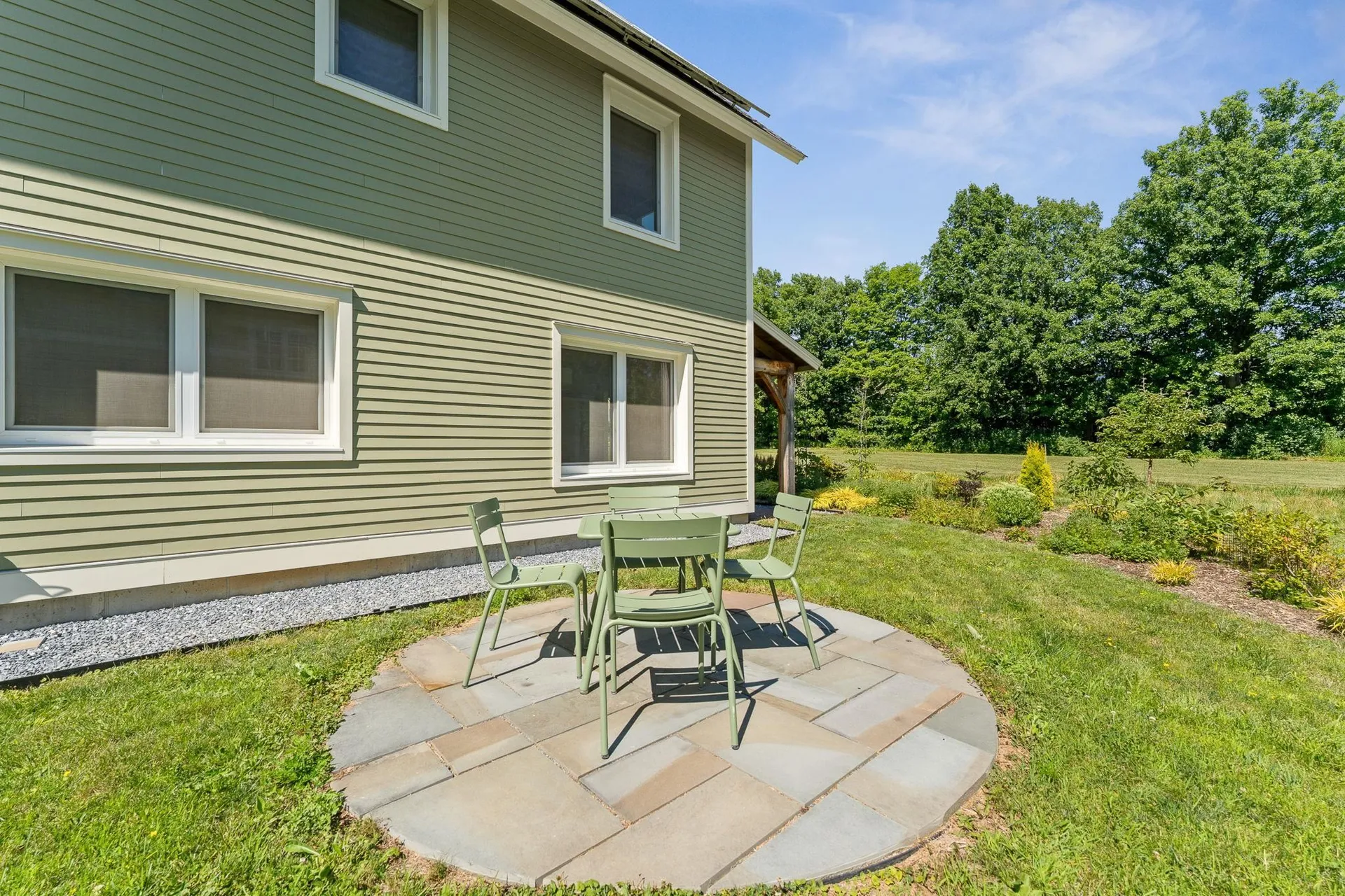 22 Common Way Charlotte VT 05445