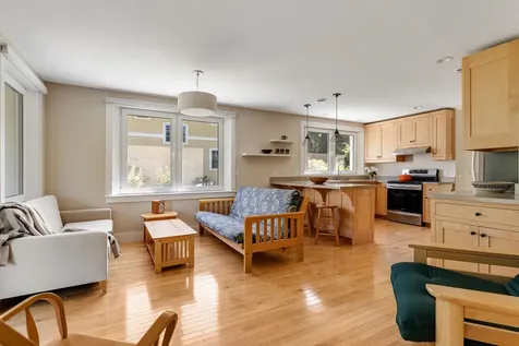 22 Common Way Charlotte VT 05445