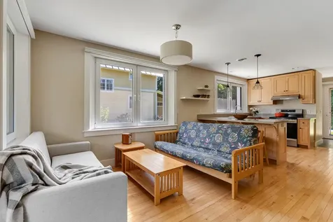 22 Common Way Charlotte VT 05445