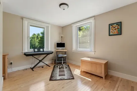 22 Common Way Charlotte VT 05445