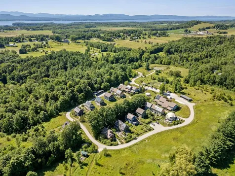 22 Common Way Charlotte VT 05445