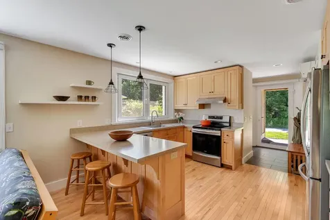 22 Common Way Charlotte VT 05445