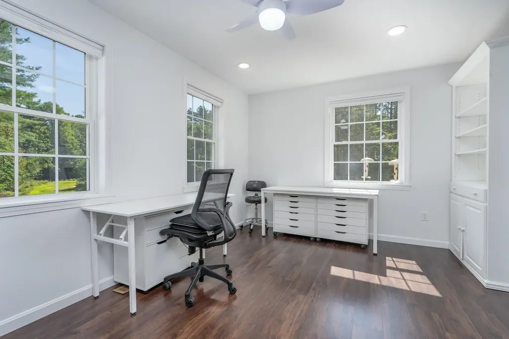 4 Sandy Point Road Barnstead NH 03225