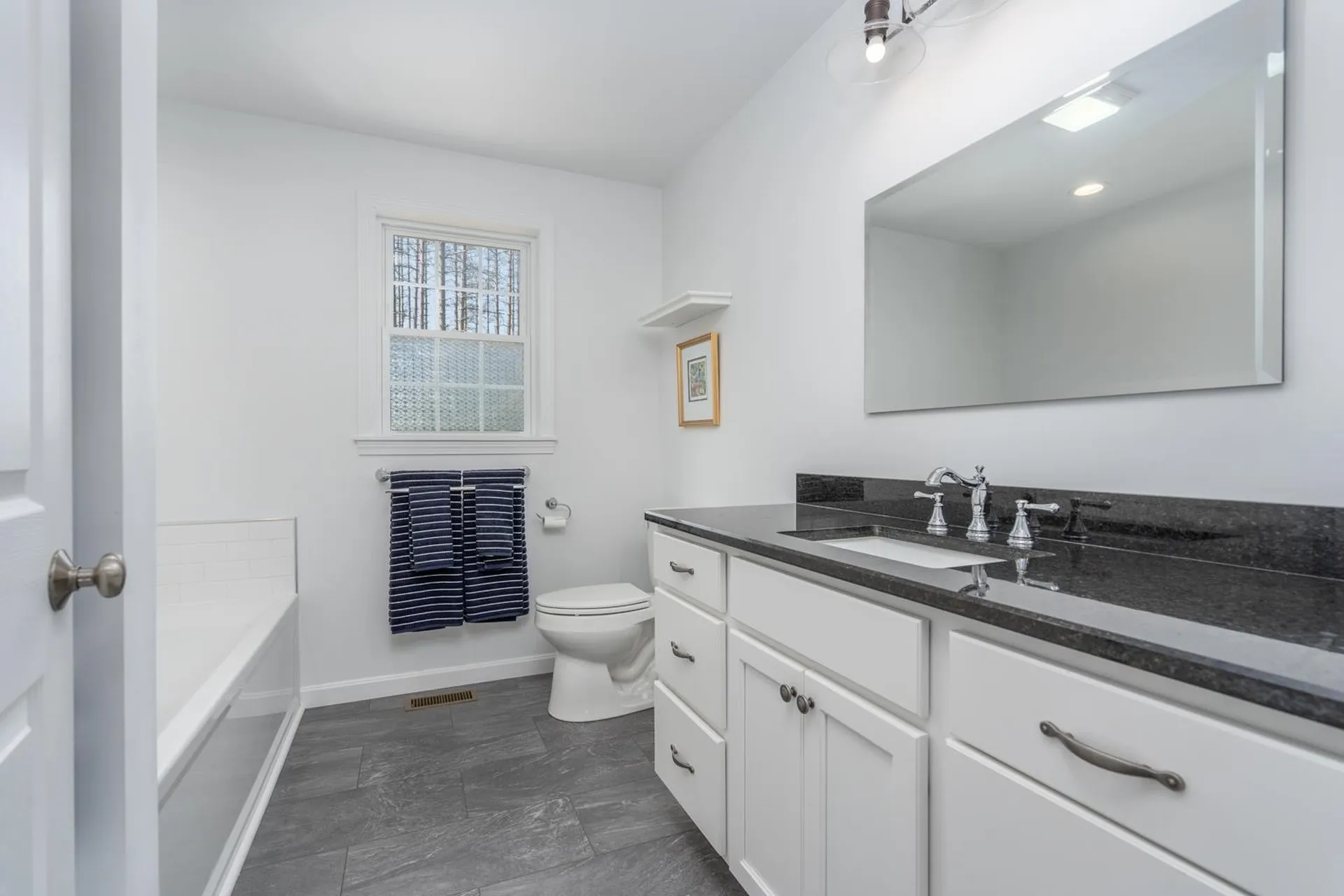 4 Sandy Point Road Barnstead NH 03225