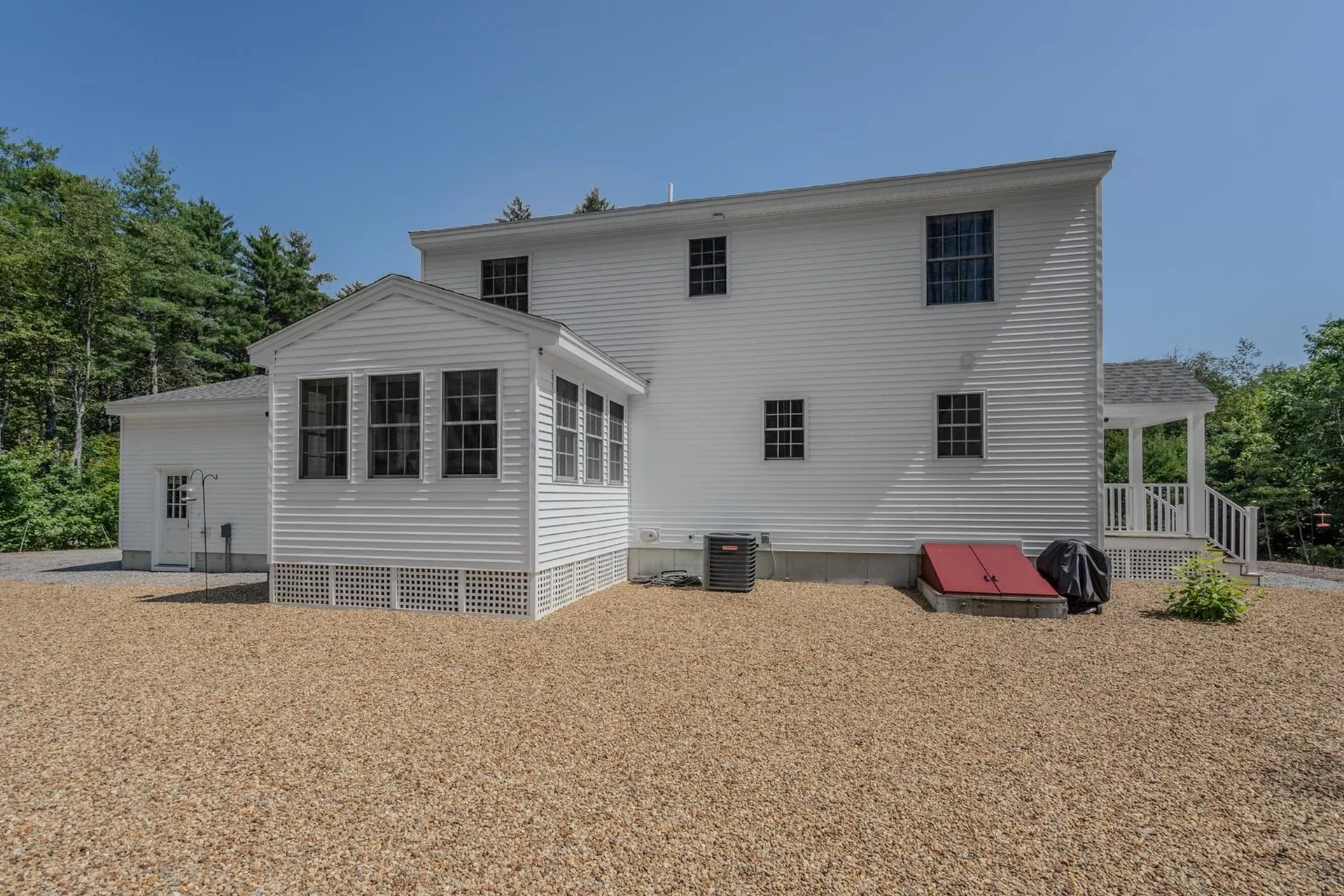 4 Sandy Point Road Barnstead NH 03225