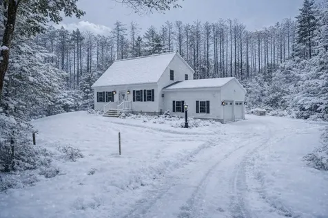 4 Sandy Point Road Barnstead NH 03225