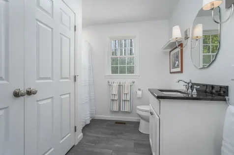 4 Sandy Point Road Barnstead NH 03225