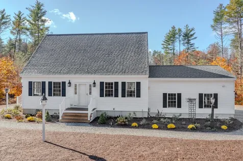 4 Sandy Point Road Barnstead NH 03225