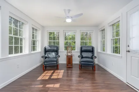 4 Sandy Point Road Barnstead NH 03225