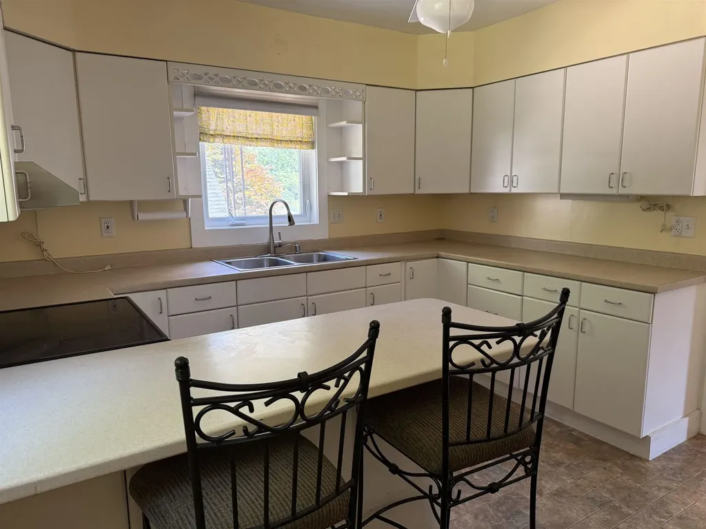 10 Derby Court Springfield VT 05156