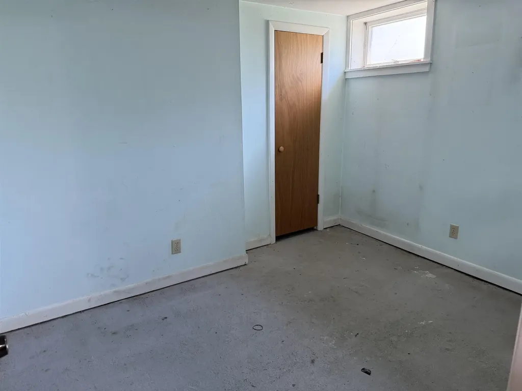 10 Derby Court Springfield VT 05156