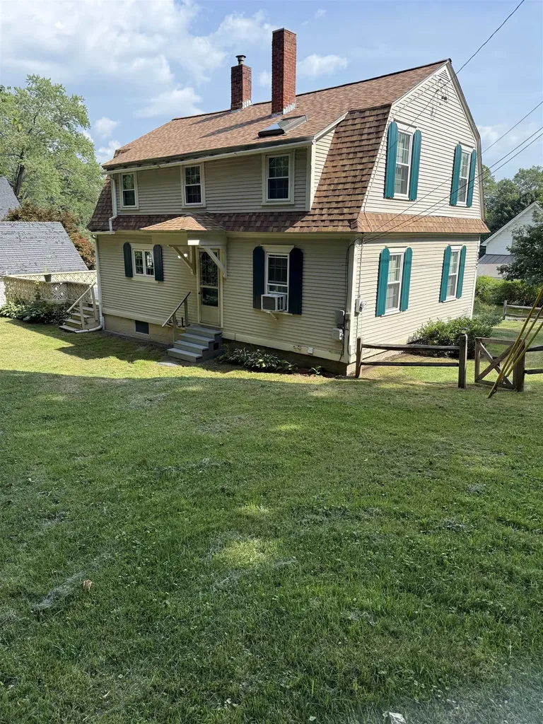 10 Derby Court Springfield VT 05156