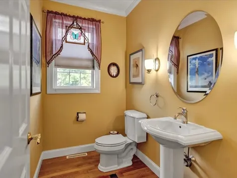 196 Four Sisters Road South Burlington VT 05403