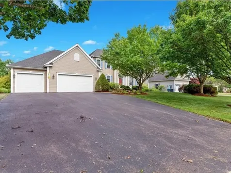 196 Four Sisters Road South Burlington VT 05403