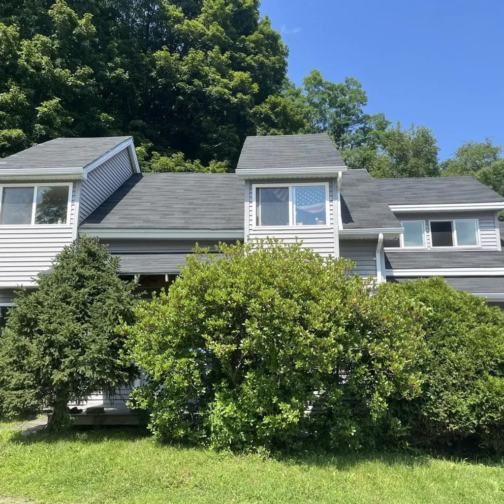 2032 Us Route 2 Waterbury VT 05676