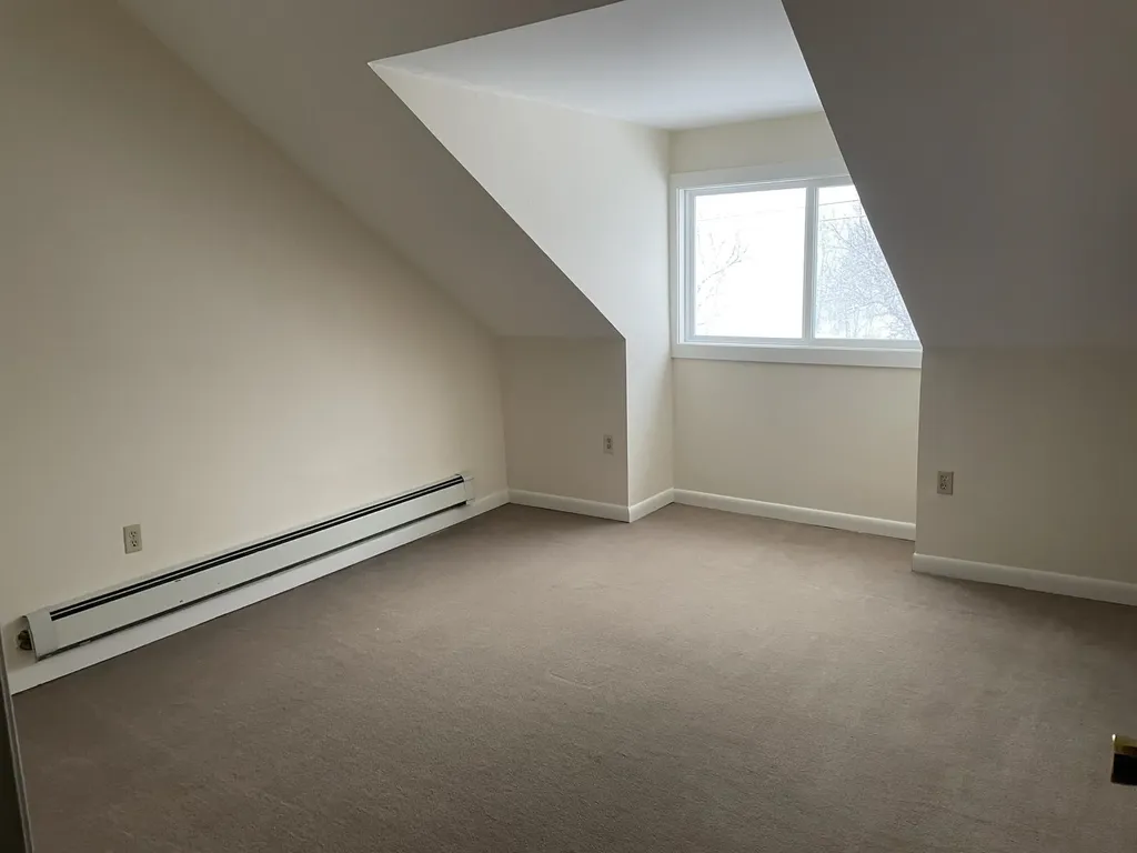 2032 Us Route 2 Waterbury VT 05676