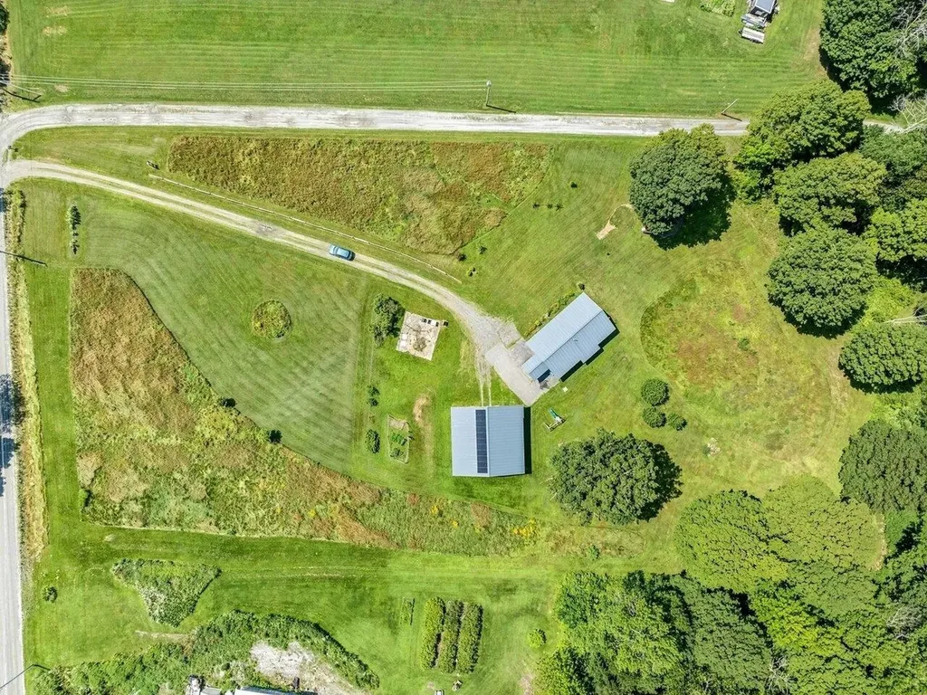180 Erskine Road Williamstown VT 05679