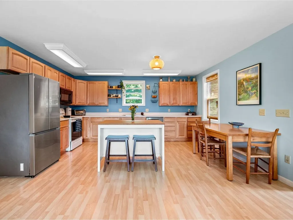 180 Erskine Road Williamstown VT 05679