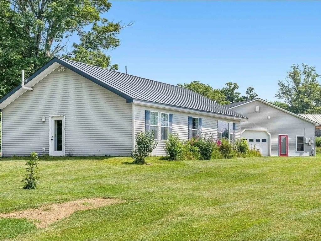 180 Erskine Road Williamstown VT 05679