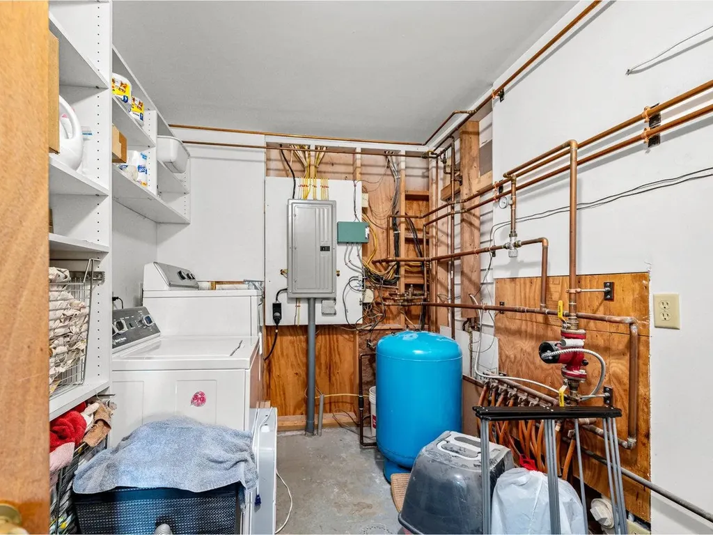 180 Erskine Road Williamstown VT 05679