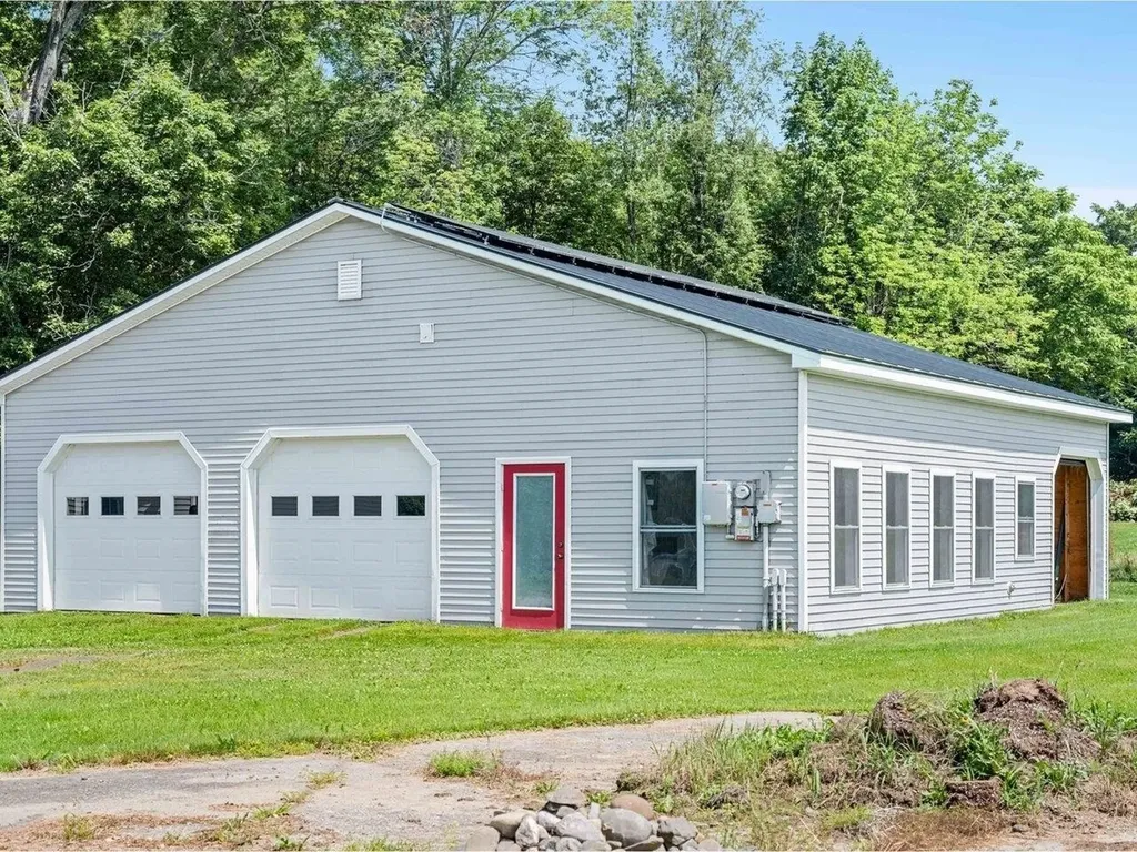 180 Erskine Road Williamstown VT 05679
