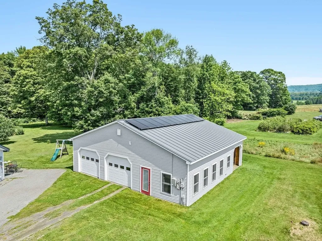 180 Erskine Road Williamstown VT 05679
