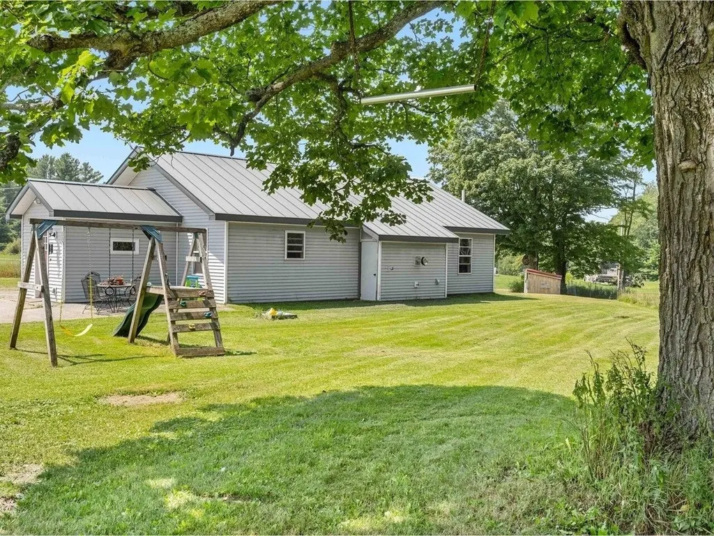 180 Erskine Road Williamstown VT 05679