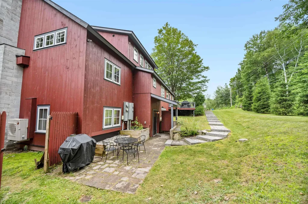 3209 German Flats Road Warren VT 05674