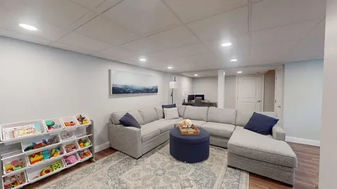 155 Shore Drive Nashua NH 03062