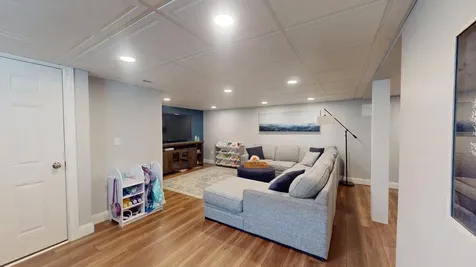 155 Shore Drive Nashua NH 03062