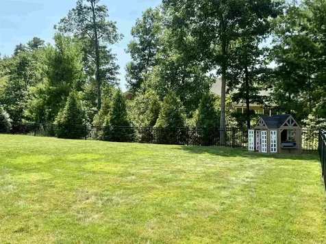 155 Shore Drive Nashua NH 03062