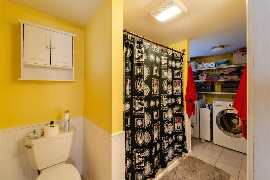 1 Hilda Avenue Derry NH 03038