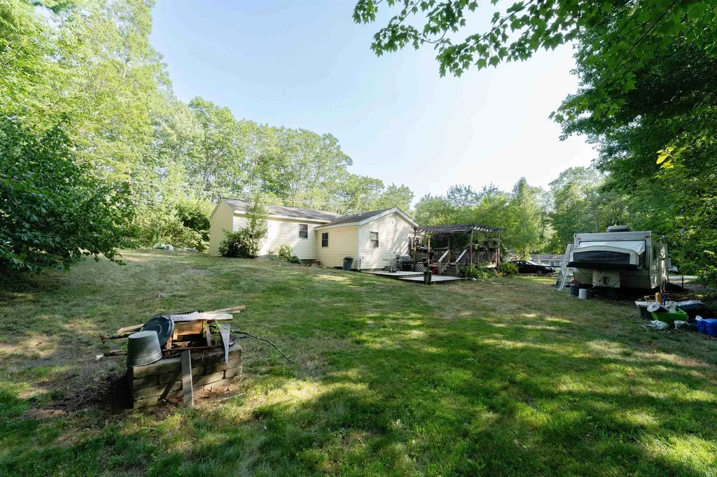 1 Hilda Avenue Derry NH 03038