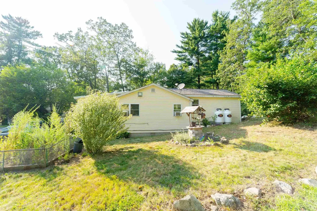 1 Hilda Avenue Derry NH 03038