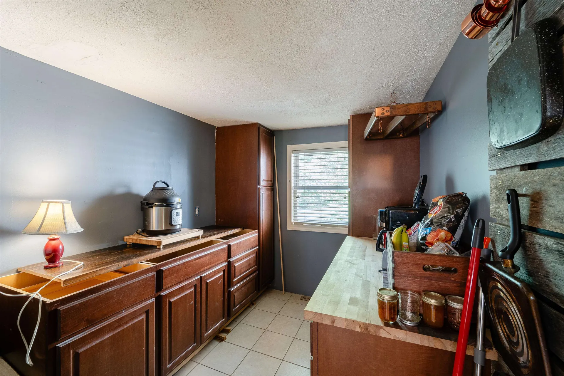 1 Hilda Avenue Derry NH 03038