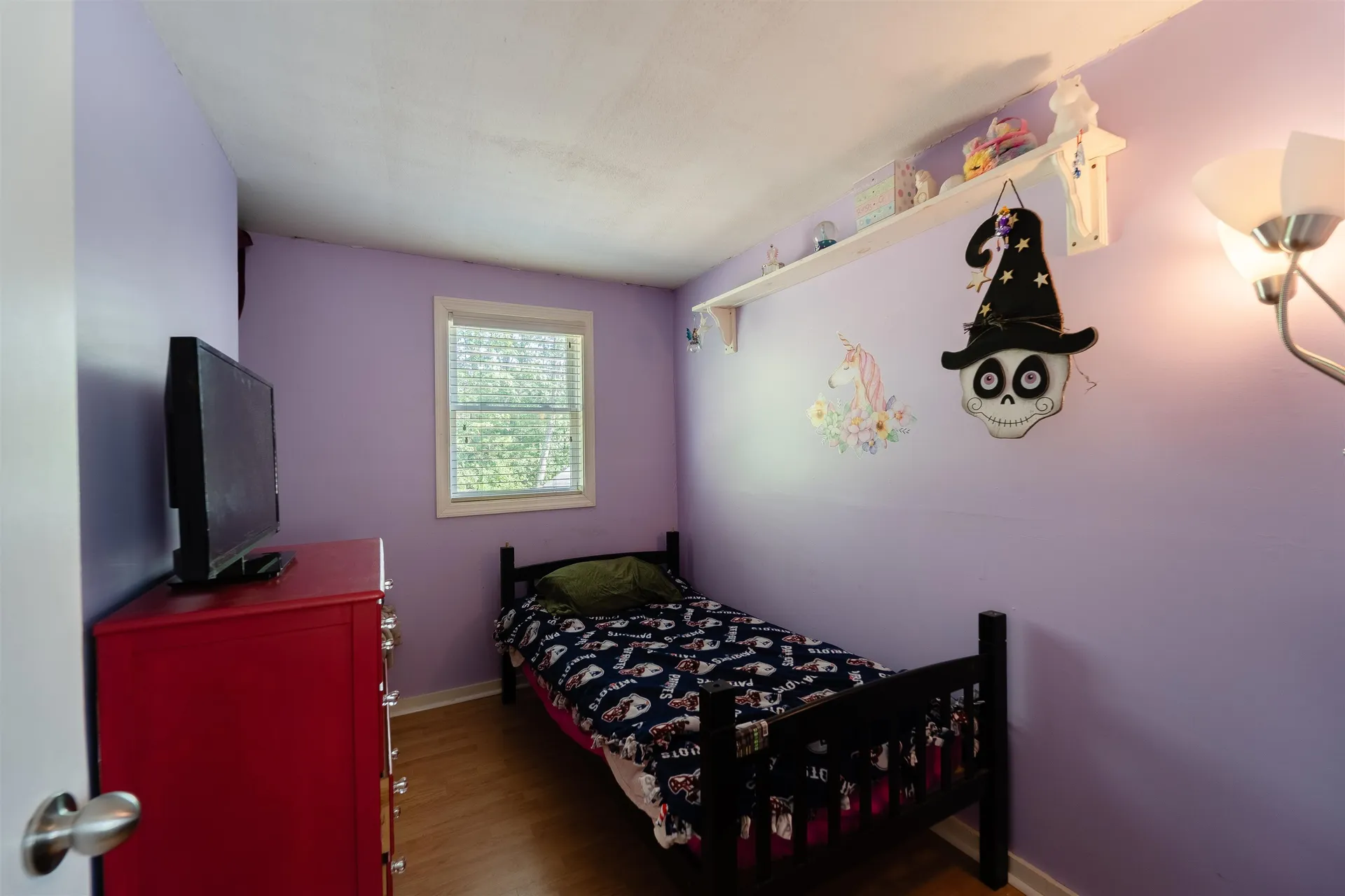 1 Hilda Avenue Derry NH 03038