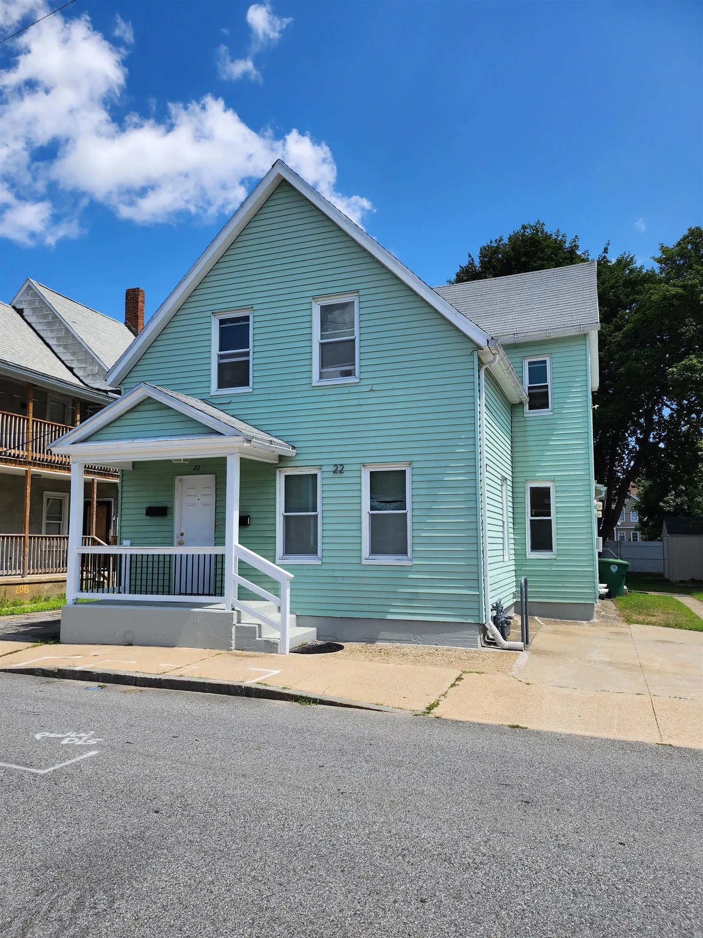 22 Pierce Street Nashua NH 03060
