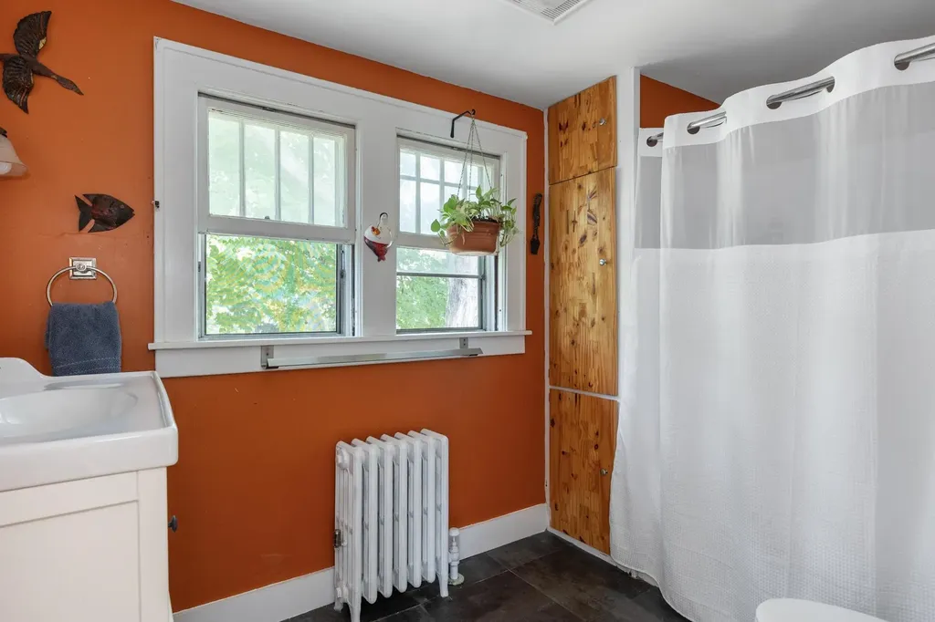 115 Caroline Street Burlington VT 05401