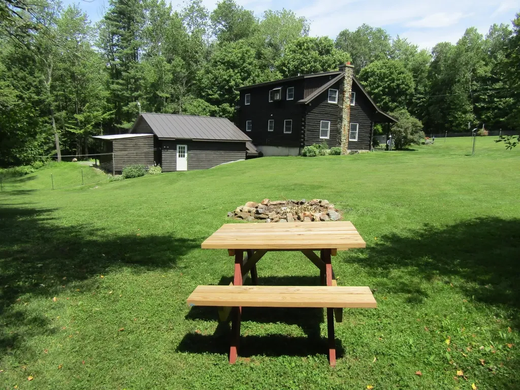 1285 Witchcat Road Bakersfield VT 05441