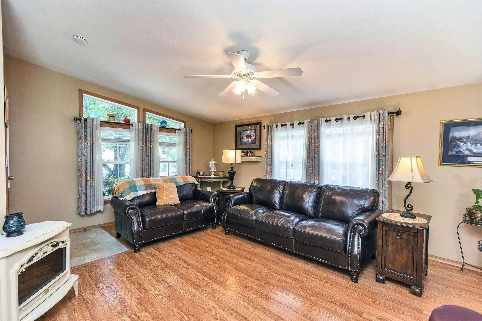 239 Victorian Way Manchester NH 03104