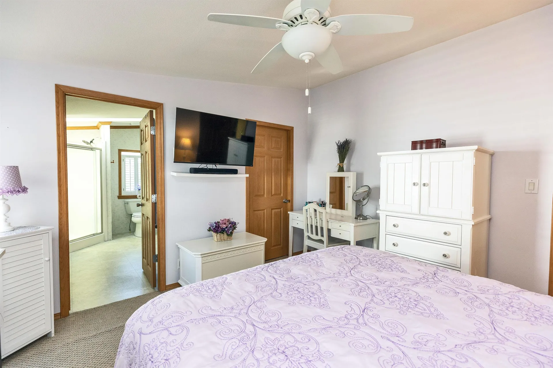 239 Victorian Way Manchester NH 03104