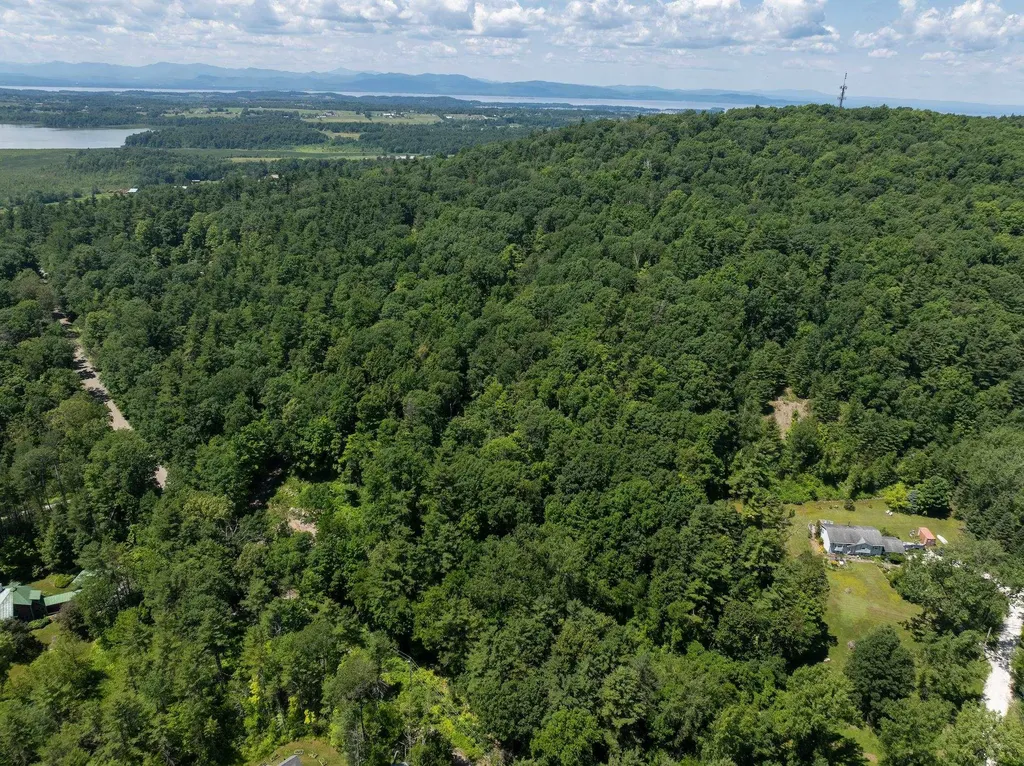 476 Nxt Lincoln Road Williston VT 05495