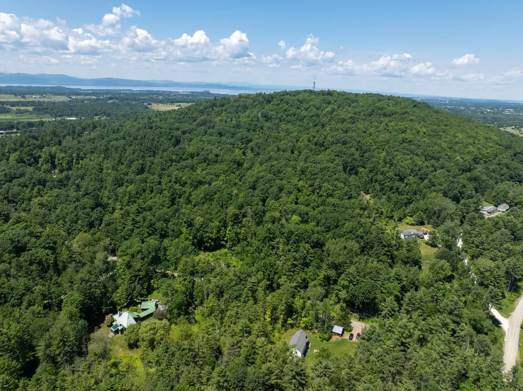 476 Nxt Lincoln Road Williston VT 05495