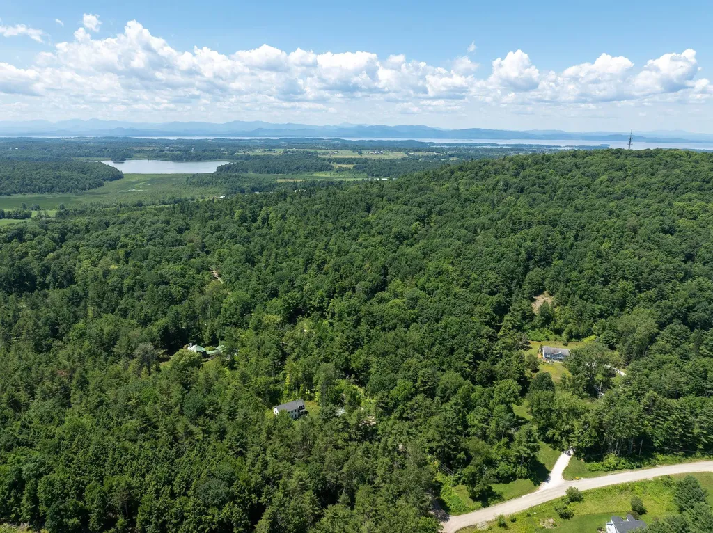 476 Nxt Lincoln Road Williston VT 05495