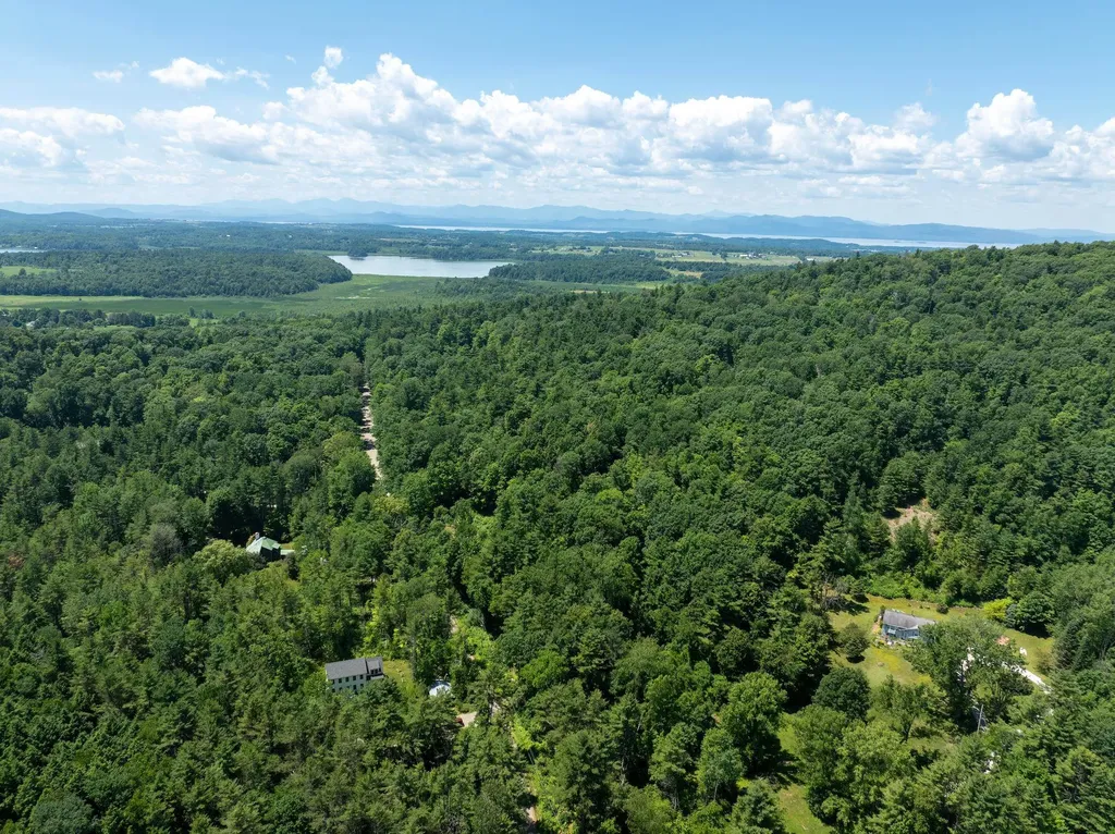 476 Nxt Lincoln Road Williston VT 05495