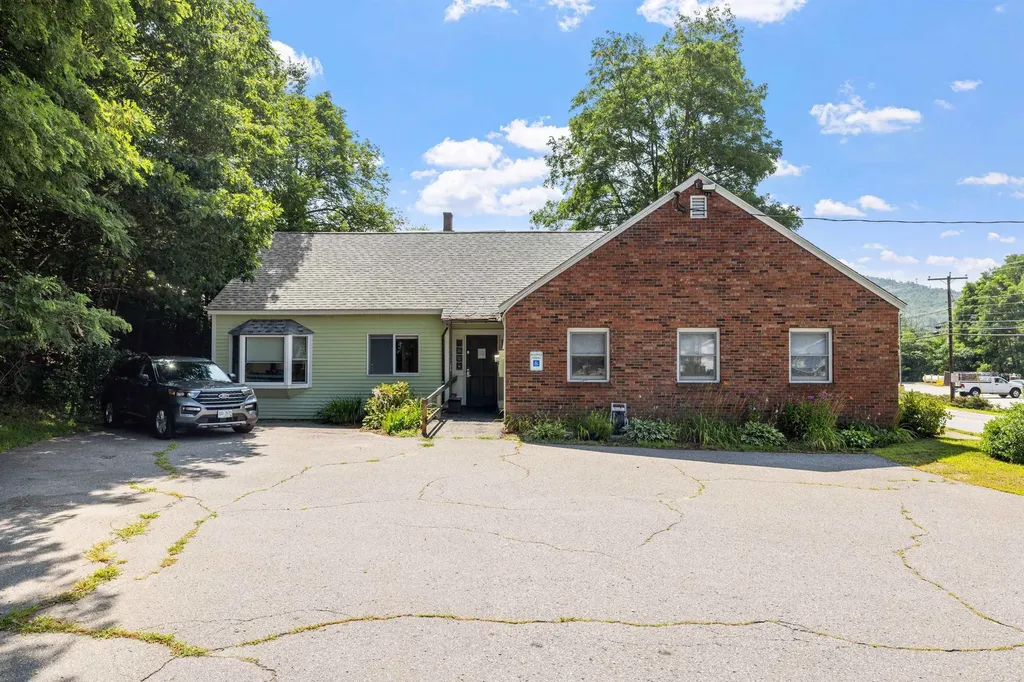 214 Lake Street Bristol NH 03222