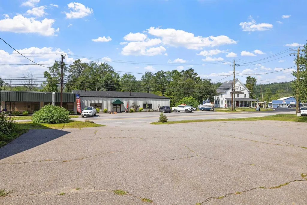 214 Lake Street Bristol NH 03222