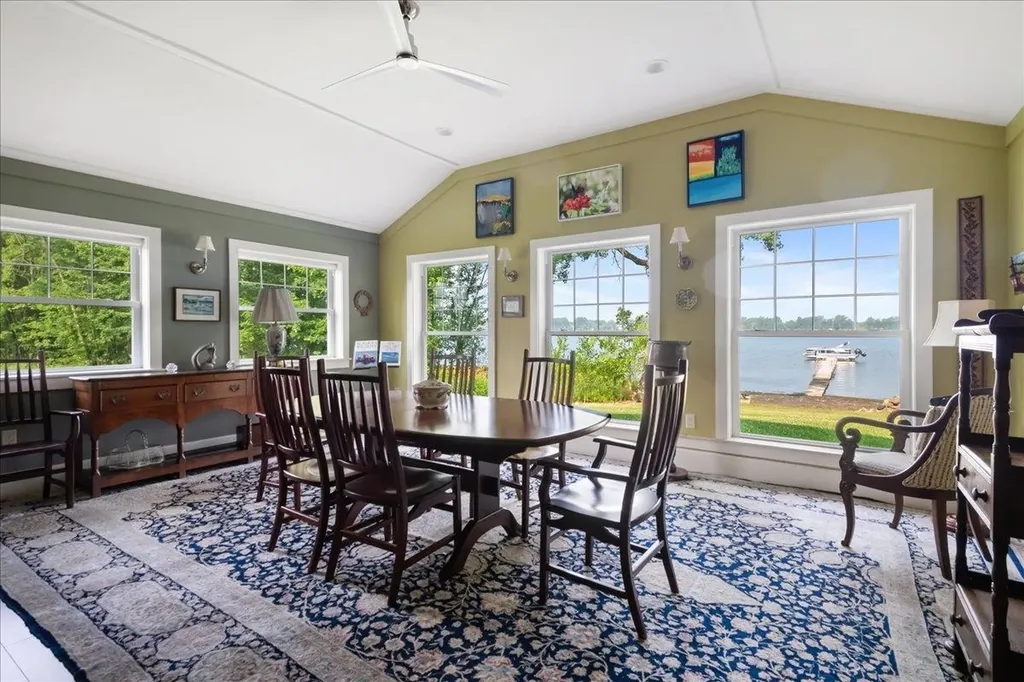 189 Fee Fee Point Road North Hero VT 05474