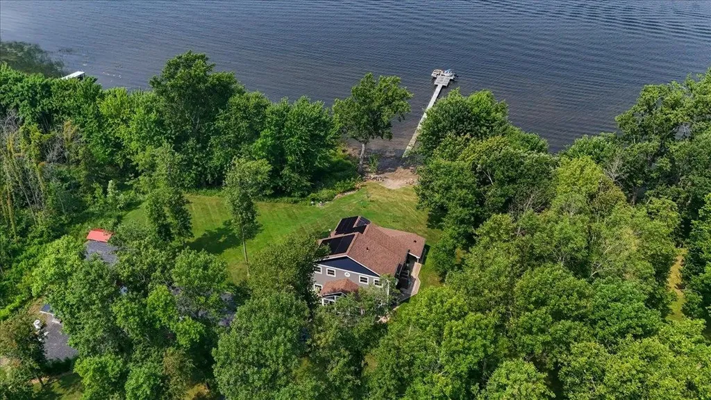 189 Fee Fee Point Road North Hero VT 05474