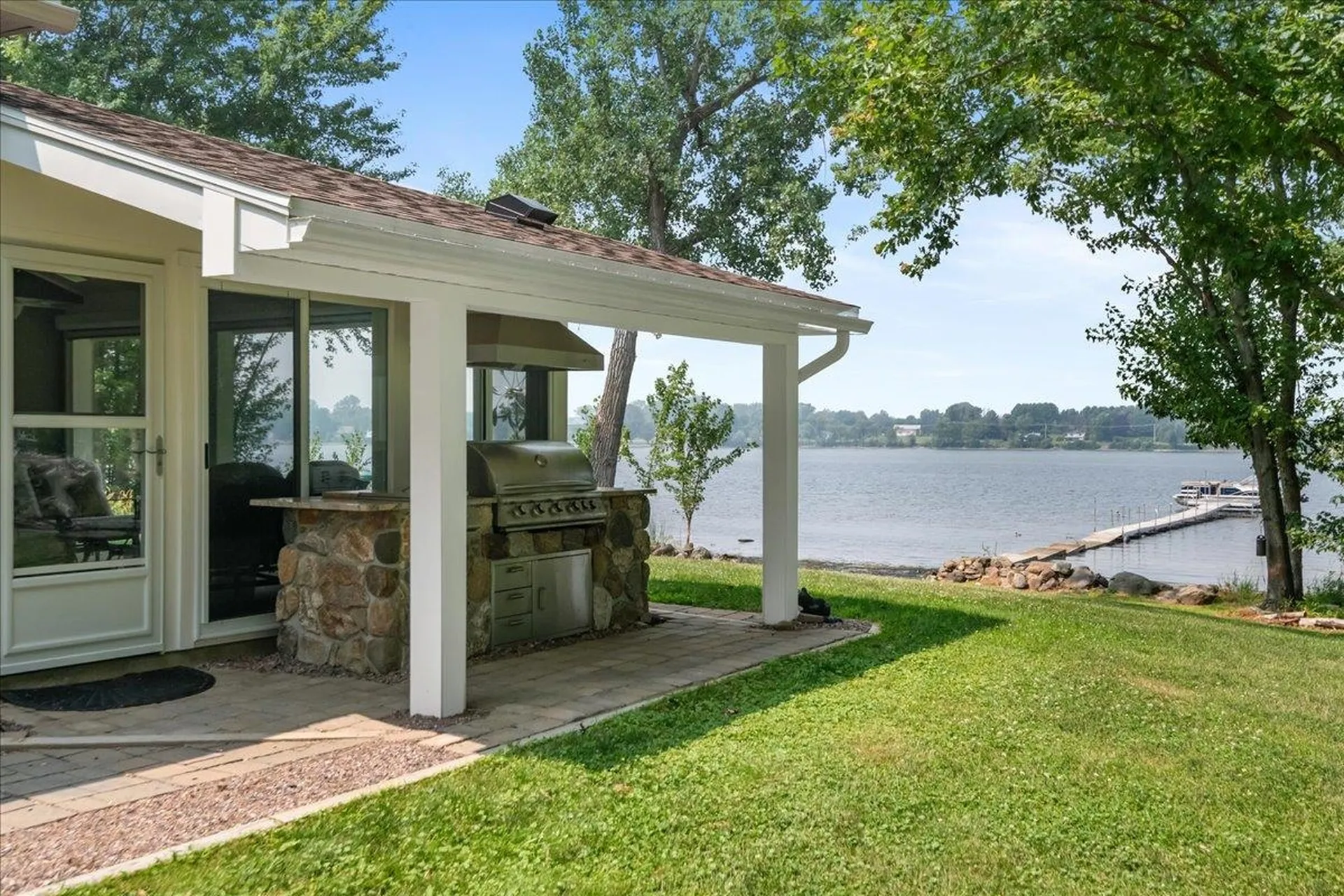 189 Fee Fee Point Road North Hero VT 05474